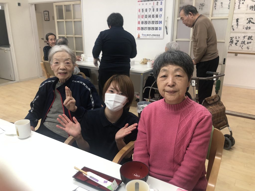 女性のスリーショット